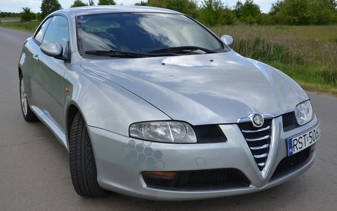 Alfa Romeo GT cena 9000 przebieg: 220000, rok produkcji 2004 z Pieńsk małe 667